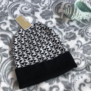 Michael Kors beanie hat NWT